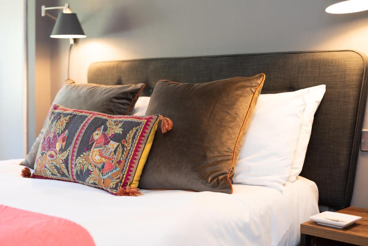 Jersey Arms Hotel Bicester Esterno foto