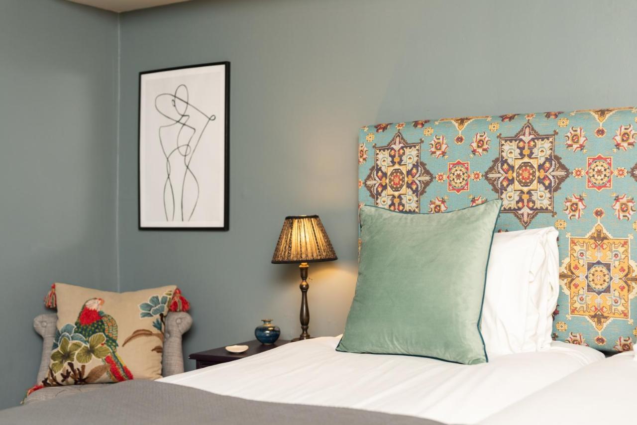 Jersey Arms Hotel Bicester Esterno foto