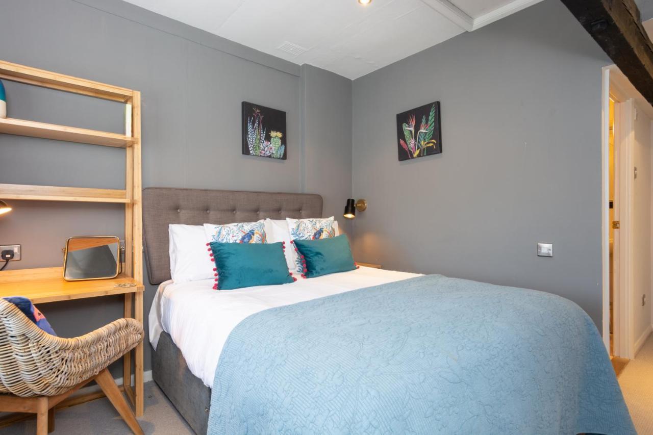 Jersey Arms Hotel Bicester Esterno foto