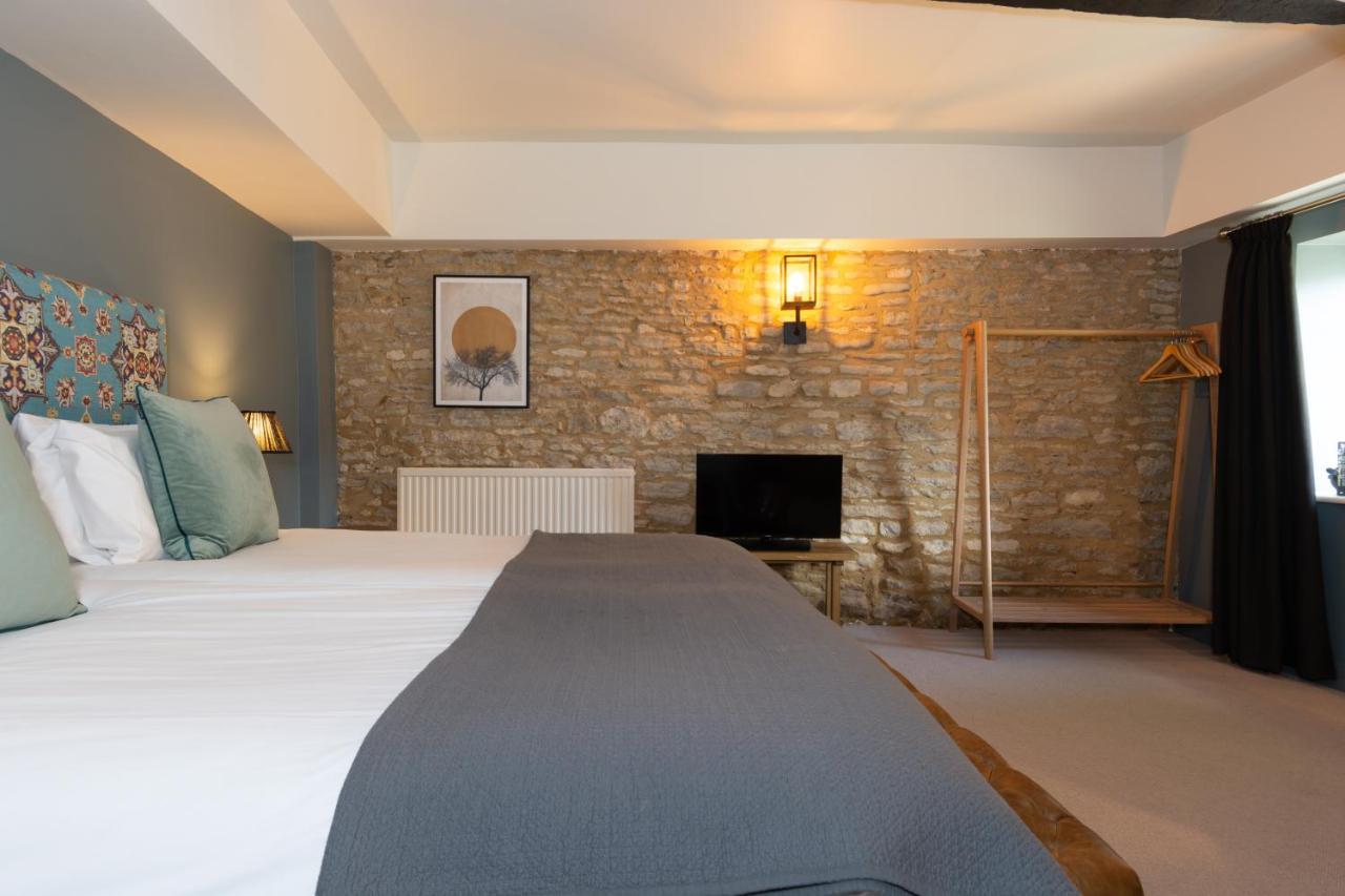 Jersey Arms Hotel Bicester Esterno foto