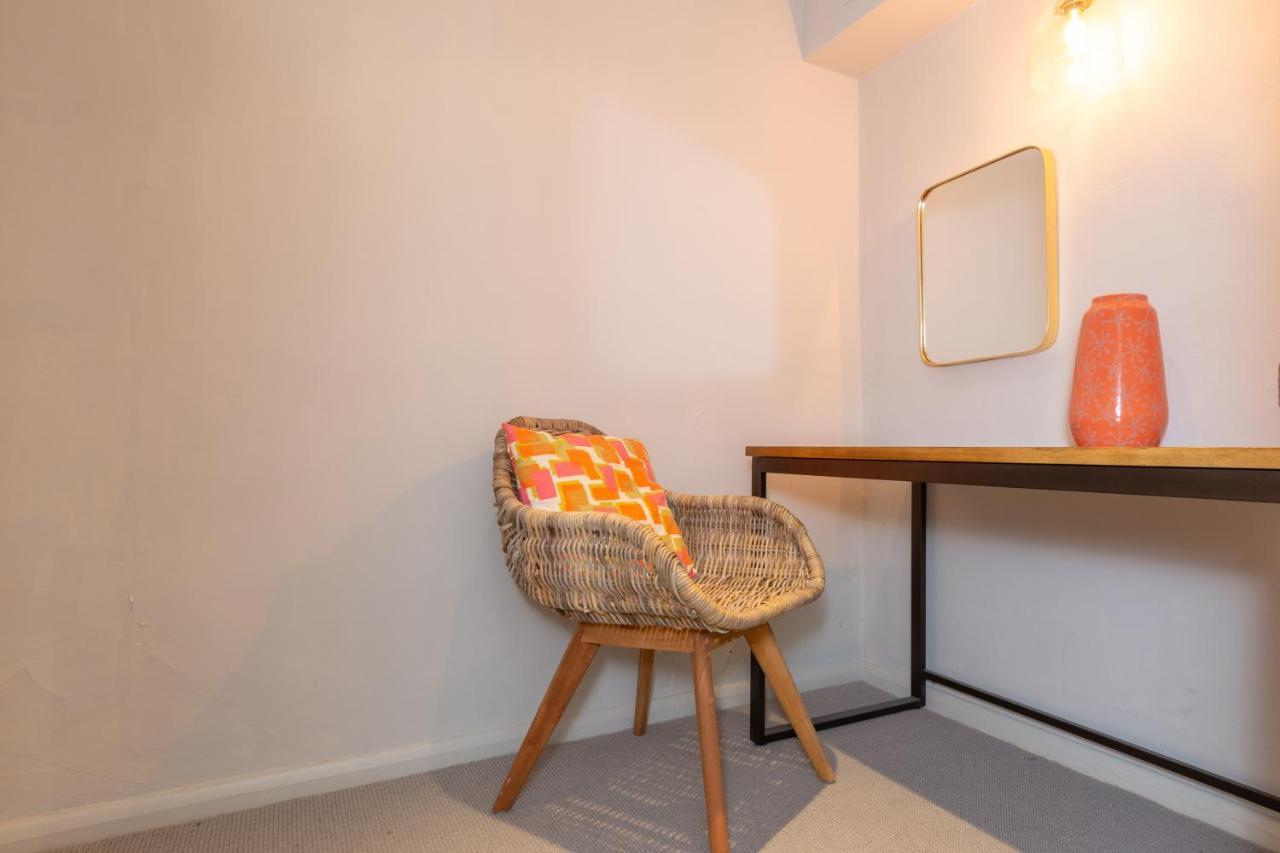 Jersey Arms Hotel Bicester Esterno foto