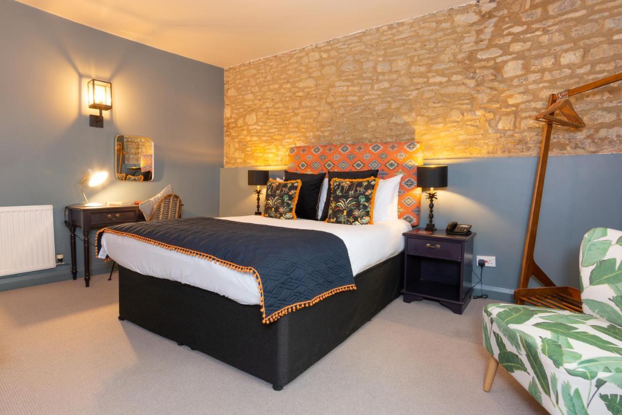 Jersey Arms Hotel Bicester Esterno foto